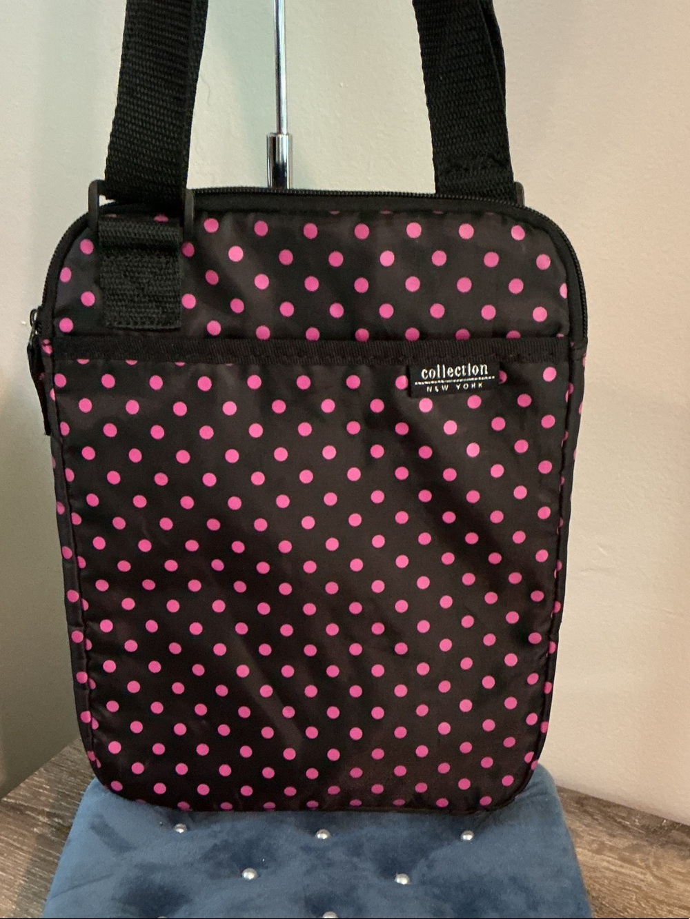 Collection New York Black Sling Shoulder Bag with Pink Polka Dots 8.5” x 11” EUC